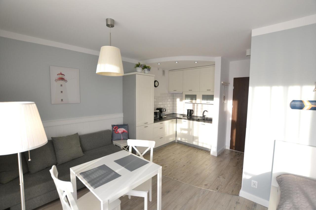 Darlowko Apartament Morski Buitenkant foto