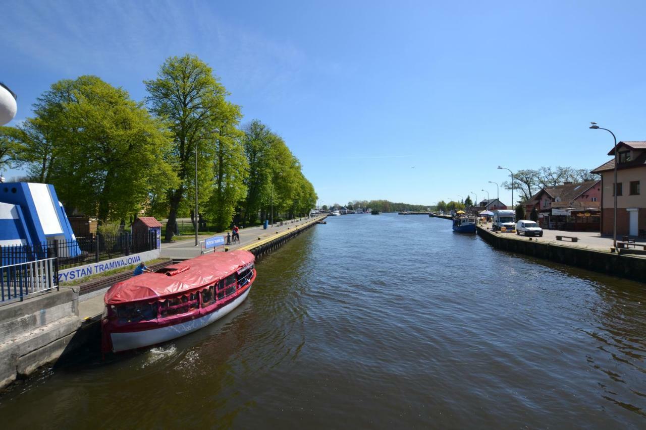 Darlowko Apartament Morski Buitenkant foto