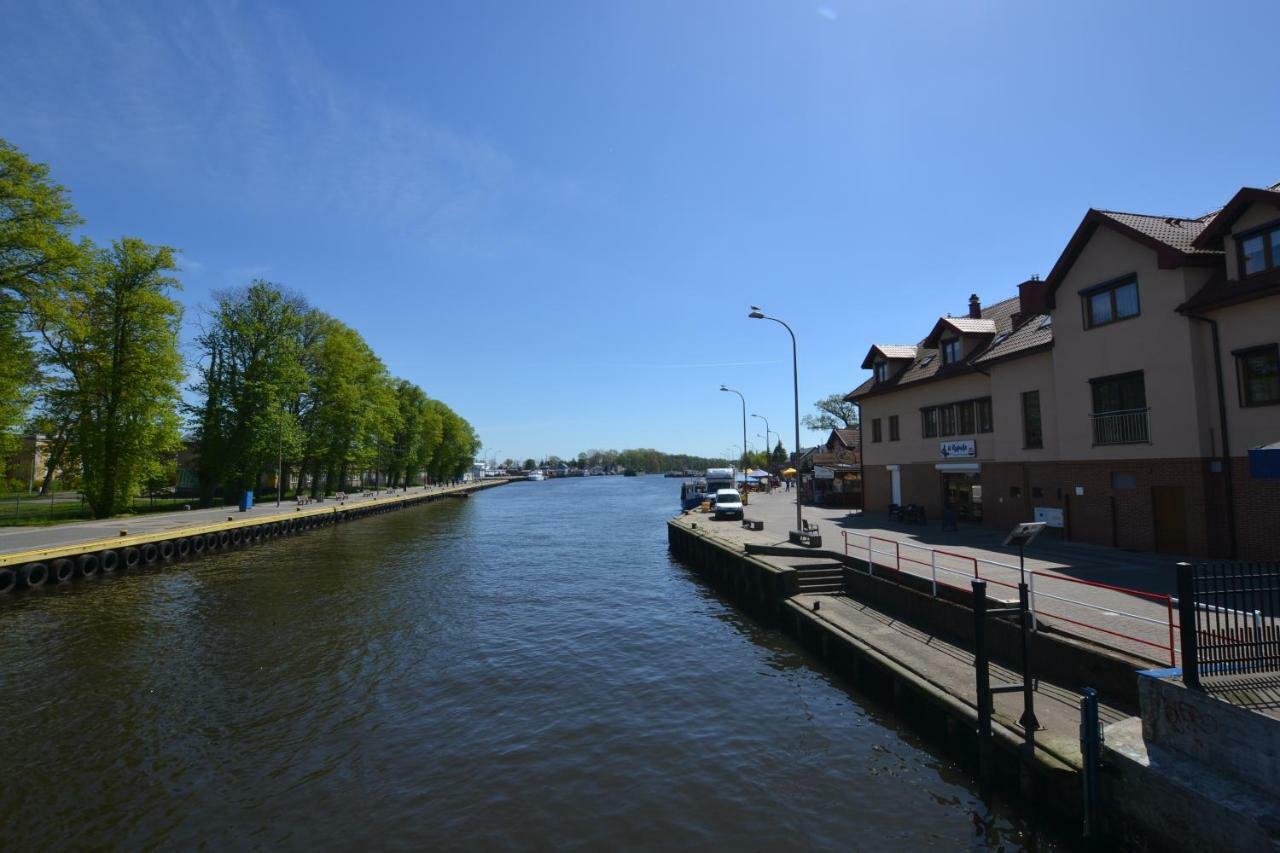 Darlowko Apartament Morski Buitenkant foto